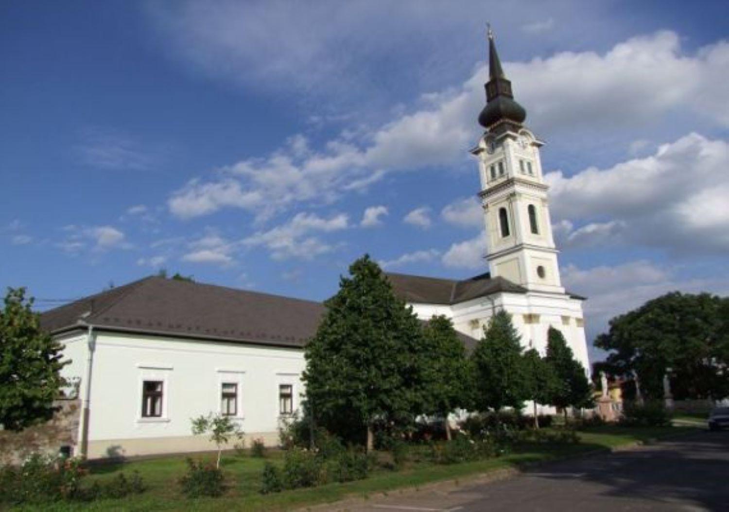 Bed and Breakfast Fenyo Panzio Мезёкёвешд Экстерьер фото